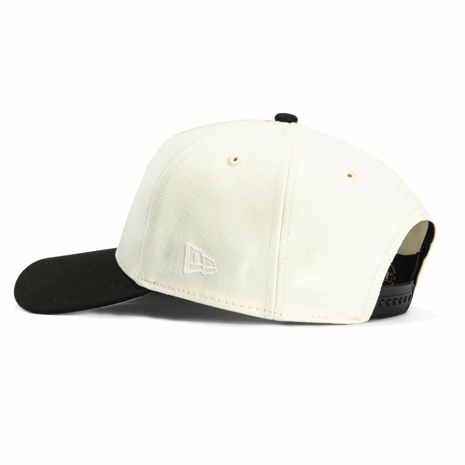 New Era 9Forty A-Frame Texas Rangers Snapback Hat - White. Black